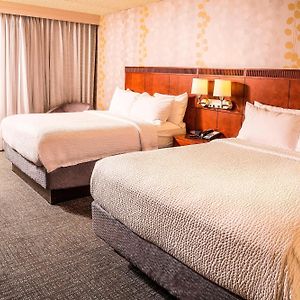 Queen Room Two Queen Beds